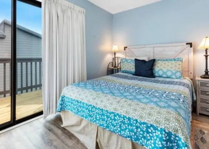 Apartment Dog Friendly 2 Bed Condo! Walk To Or Lagoon! Gulf Shores
