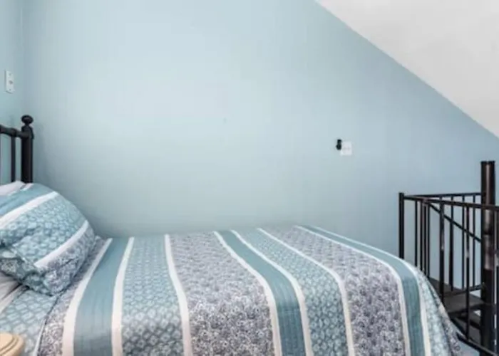 Dog Friendly 2 Bed Condo! Walk To Or Lagoon! * Gulf Shores